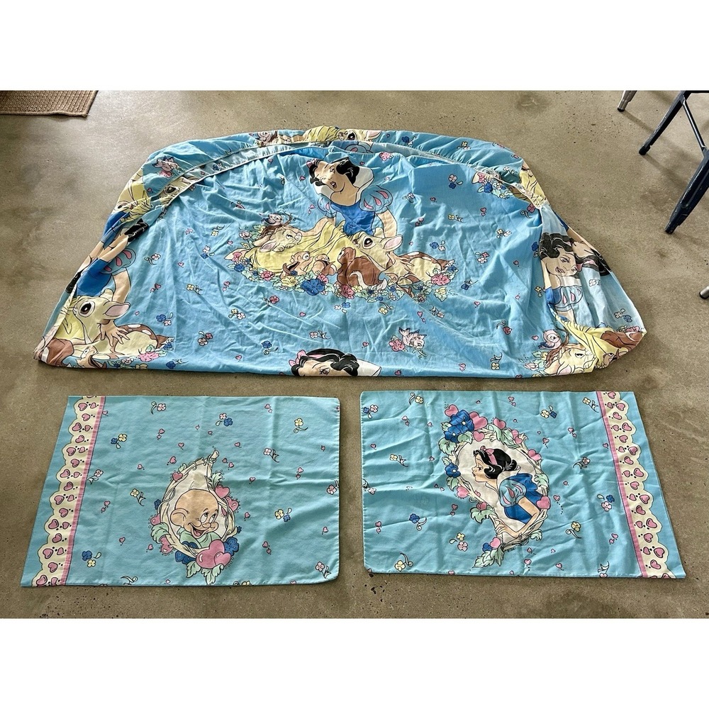 Vintage- Walt Disney Snow White & The Seven Dwarfs Bed- 3 Piece Sheet Set